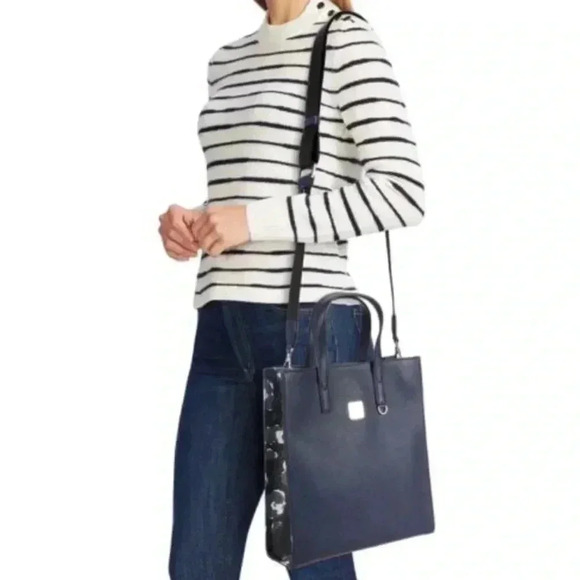 NWT MCM Aren Leather Tote Handbag Blue Camo - Picture 1 of 12
